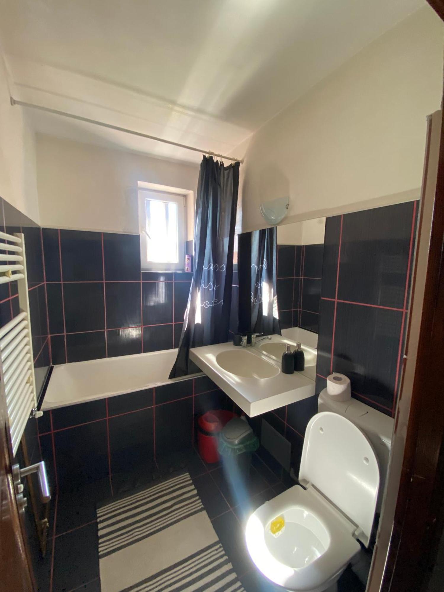 Comfort Home Apartment 2 Petroşani 외부 사진